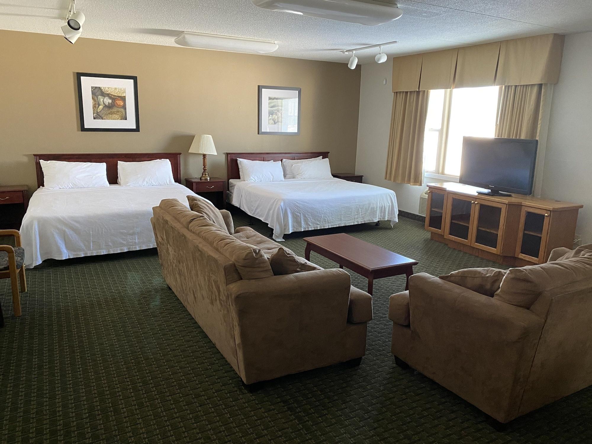 Ramada By Wyndham Thunder Bay Airlane Hotel Extérieur photo