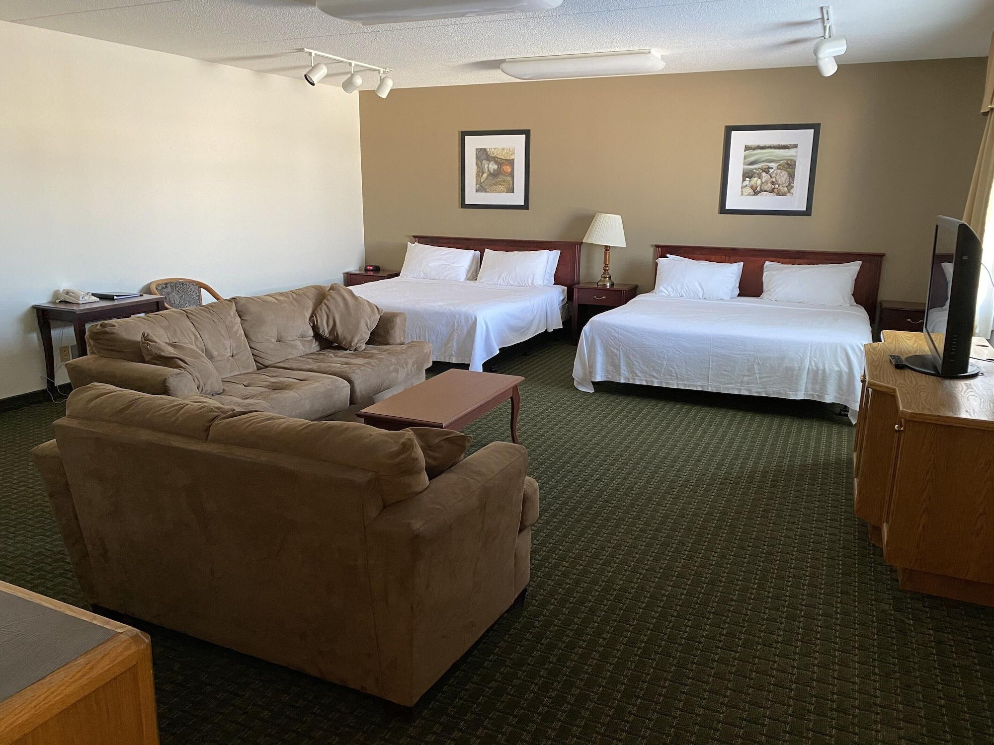 Ramada By Wyndham Thunder Bay Airlane Hotel Extérieur photo